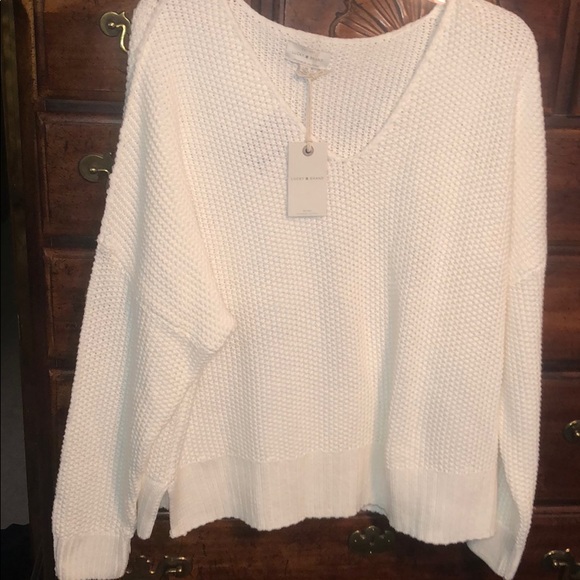 New Lucky Brand size L pretty white v neck sweater - Picture 2 of 10